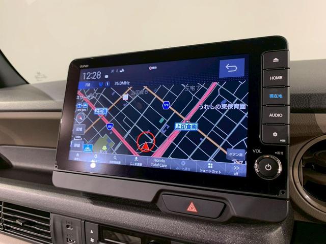 Ｎ－ＢＯＸジョイ ベースグレード　当社デモカー　ツートンカラー　シートヒーター　踏み間違い防止装置　Ｂカメラ　全周囲カメラ　横滑り防止機能　ＬＥＤランプ　点検記録簿　クルーズコントロール　パワーウィンドウ　スマートキー　フルセグＴＶ（4枚目）