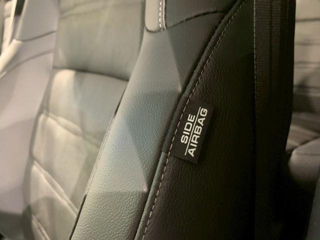 ＣＲ－Ｖハイブリッド ｅ：ＨＥＶＥＸ・ブラックエディション　フルセグＴＶ　電動リアゲート　ＡＷ　シートヒーター　衝突被害軽減ブレーキ　ハンズフリーパワーテールゲート　禁煙車　キーレス　ＬＥＤヘッドライト　ＤＶＤ再生　エアバッグ　インテリキー　電動シート　ＥＴＣ（21枚目）