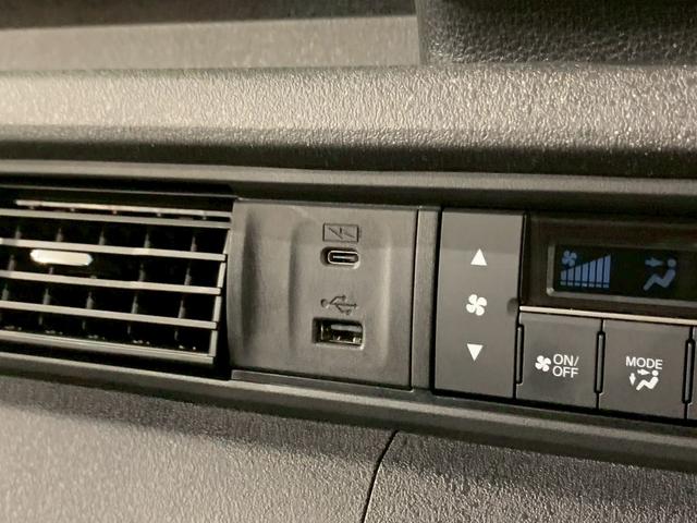 N-BOXカスタム ターボ ドラレコ フルセグTV メモリナビ 両側電動スライドドア イモビライザー 1オナ 衝突被害軽減 禁煙 キーフリー Pセンサー ESC パワステ 両席エアバック サイドエアバッグ ターボ車 スマキー(13枚目)
