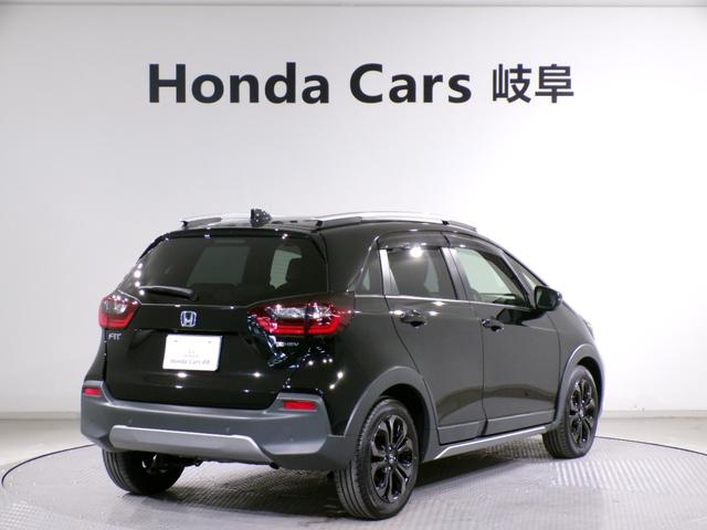 フィット ｅ：ＨＥＶクロスター　Ｂｌｕｅｔｏｏｔｈ接続ドラレコＥＴＣインターナビフルセグＴＶ純正アルミホイールスマートキー　ワンセグＴＶ　衝突回避システム　禁煙　１オーナー　フルオートエアコン　整備記録簿　前後センサー　ＬＥＤランプ（2枚目）