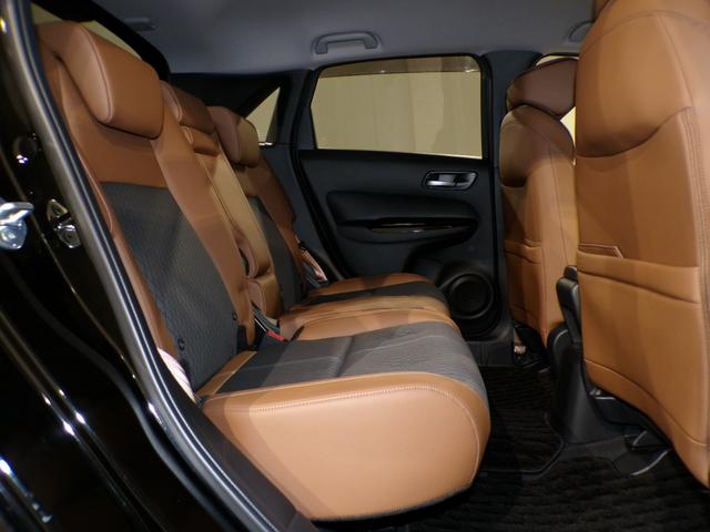 フィット e:HEVリュクス Bluetooth接続シートヒータードラレコETC本革シートインターナビフルセグTV純正アルミホイールスマートキー 誤発進抑制機能 Iオーナー リアカメラ ETC付 LED クルーズコントロール 禁煙(41枚目)