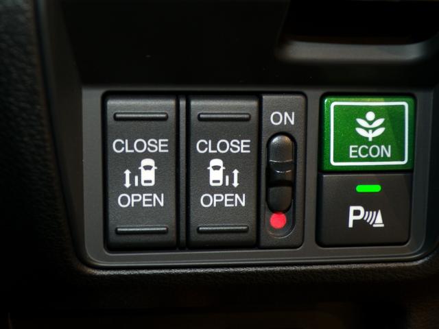 オデッセイハイブリッド ハイブリッドアブソルート・EXホンダセンシング Bluetooth接続全周囲カメラ電動シートシートヒーター両側電動スライドドアドラレコETCインターナビフルセグTV純正アルミホイールスマートキー 衝突被害軽減S Bカメラ PWシート LEDライト(6枚目)