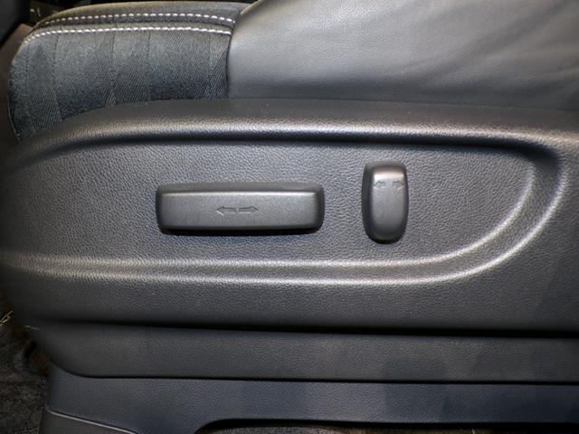 オデッセイハイブリッド ハイブリッドアブソルート・EXホンダセンシング Bluetooth接続全周囲カメラ電動シートシートヒーター両側電動スライドドアドラレコETCインターナビフルセグTV純正アルミホイールスマートキー 衝突被害軽減S Bカメラ PWシート LEDライト(19枚目)