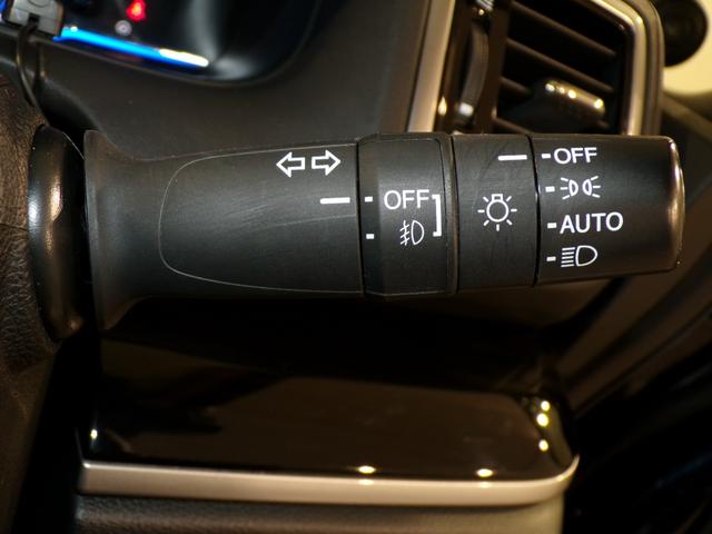 オデッセイハイブリッド ハイブリッドアブソルート・EXホンダセンシング Bluetooth接続全周囲カメラ電動シートシートヒーター両側電動スライドドアドラレコETCインターナビフルセグTV純正アルミホイールスマートキー 衝突被害軽減S Bカメラ PWシート LEDライト(28枚目)