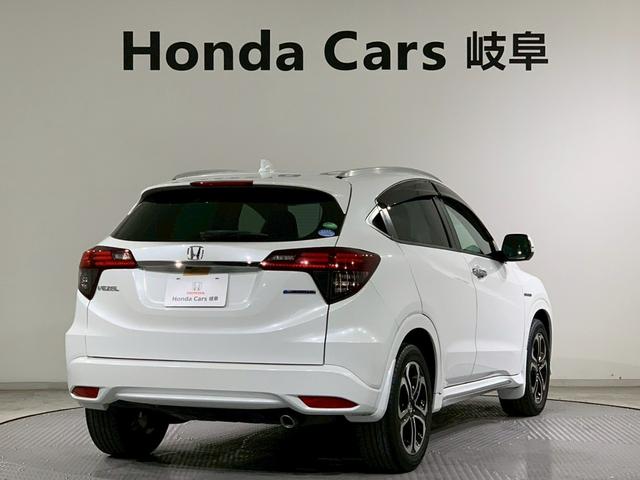 ヴェゼル ハイブリッドZ・ホンダセンシング ドラレコ メモリナビ フルセグTV 電動シート シートヒーター レーダーサポート パワ-シ-ト 1オーナ- DVD再生機能 整備記録簿 横滑り防止システム バックアイカメラ 盗難防止装置 スマ-トキ-(2枚目)