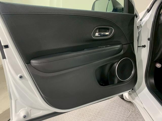 ヴェゼル ハイブリッドZ・ホンダセンシング ドラレコ メモリナビ フルセグTV 電動シート シートヒーター レーダーサポート パワ-シ-ト 1オーナ- DVD再生機能 整備記録簿 横滑り防止システム バックアイカメラ 盗難防止装置 スマ-トキ-(25枚目)