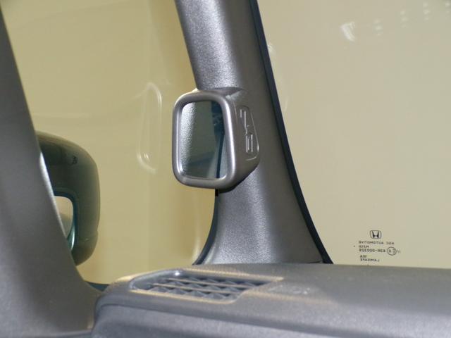 N-BOXカスタム コーディネートスタイル Bluetooth接続シートヒーター両側電動スライドドアドラレコETCインターナビフルセグTV純正アルミホイールスマートキー オートクルーズ 禁煙 ワンオーナー フルセグ対応 W電動ドア LED(12枚目)