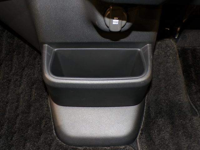 N-BOXカスタム コーディネートスタイル Bluetooth接続シートヒーター両側電動スライドドアドラレコETCインターナビフルセグTV純正アルミホイールスマートキー オートクルーズ 禁煙 ワンオーナー フルセグ対応 W電動ドア LED(30枚目)