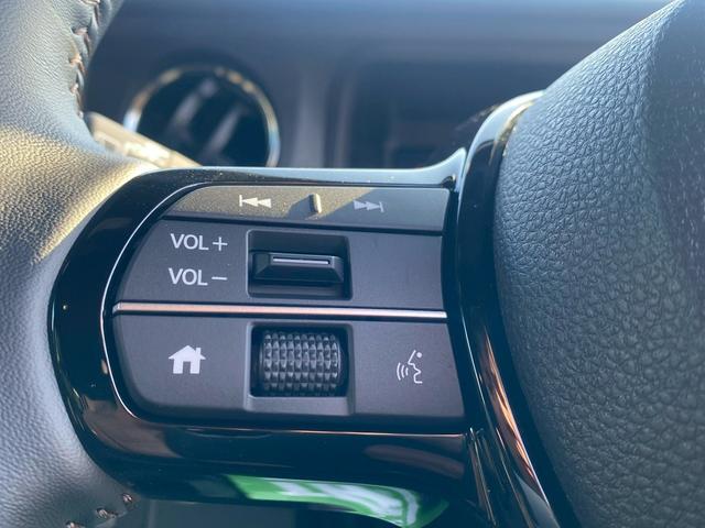 N-BOXカスタム ターボ 両側電動スライドドア シートヒーターフルセグTV イモビライザー 1オナ 禁煙 キーフリー Pセンサー ESC パワステ DVD再生 両席エアバック サイドエアバッグ ターボ車 スマキー ABS(16枚目)