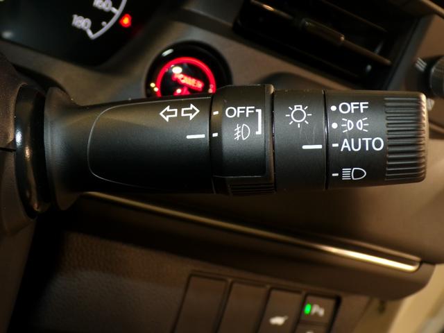 ヴェゼル e:HEVZ Bluetooth接続電動リアゲートシートヒーターワイヤレス充電器ドラレコETCインターナビフルセグTV純正アルミホイールスマートキー 衝突回避支援ブレーキ機能 1オナ スマキ Pトランク Dレコ(21枚目)