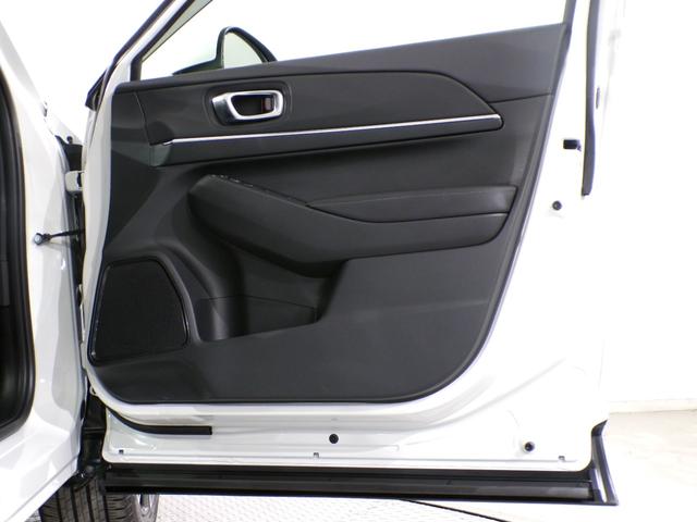 ヴェゼル e:HEVZ Bluetooth接続電動リアゲートシートヒーターワイヤレス充電器ドラレコETCインターナビフルセグTV純正アルミホイールスマートキー 衝突回避支援ブレーキ機能 1オナ スマキ Pトランク Dレコ(36枚目)