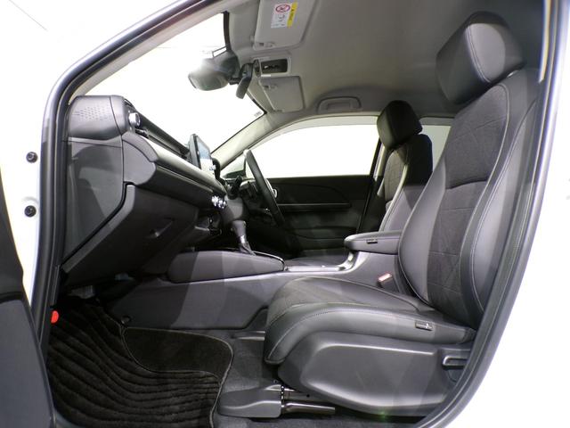 ヴェゼル e:HEVZ Bluetooth接続電動リアゲートシートヒーターワイヤレス充電器ドラレコETCインターナビフルセグTV純正アルミホイールスマートキー 衝突回避支援ブレーキ機能 1オナ スマキ Pトランク Dレコ(39枚目)