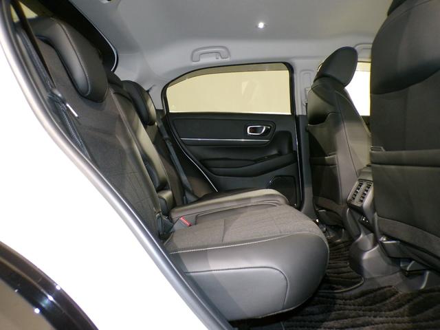 ヴェゼル e:HEVZ Bluetooth接続電動リアゲートシートヒーターワイヤレス充電器ドラレコETCインターナビフルセグTV純正アルミホイールスマートキー 衝突回避支援ブレーキ機能 1オナ スマキ Pトランク Dレコ(40枚目)