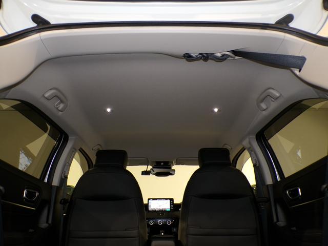 ヴェゼル e:HEVZ Bluetooth接続電動リアゲートシートヒーターワイヤレス充電器ドラレコETCインターナビフルセグTV純正アルミホイールスマートキー 衝突回避支援ブレーキ機能 1オナ スマキ Pトランク Dレコ(47枚目)