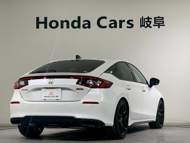 シビック RS MT BOSEサウンドシステム シートヒーター レブマッチシステム LEDヘッド 衝突被害軽減ブレーキ Bカメラ 禁煙車 ワンオーナー パワ-シ-ト フルセグTV スマートキー クルーズコントロール(2枚目)