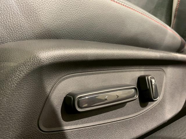 シビック RS MT BOSEサウンドシステム シートヒーター レブマッチシステム LEDヘッド 衝突被害軽減ブレーキ Bカメラ 禁煙車 ワンオーナー パワ-シ-ト フルセグTV スマートキー クルーズコントロール(6枚目)
