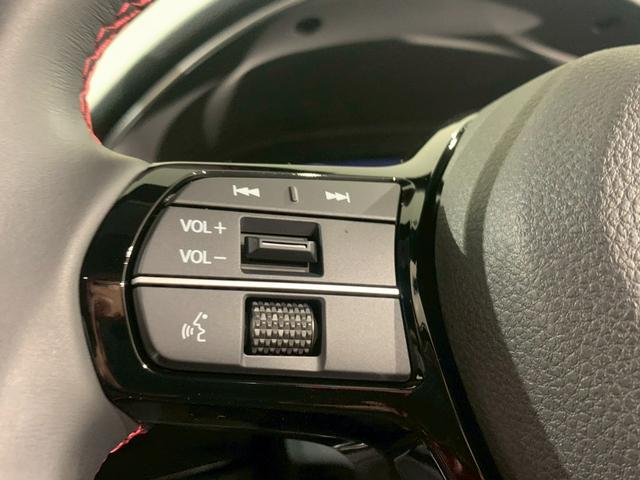シビック RS MT BOSEサウンドシステム シートヒーター レブマッチシステム LEDヘッド 衝突被害軽減ブレーキ Bカメラ 禁煙車 ワンオーナー パワ-シ-ト フルセグTV スマートキー クルーズコントロール(18枚目)
