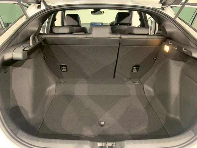 シビック RS MT BOSEサウンドシステム シートヒーター レブマッチシステム LEDヘッド 衝突被害軽減ブレーキ Bカメラ 禁煙車 ワンオーナー パワ-シ-ト フルセグTV スマートキー クルーズコントロール(27枚目)