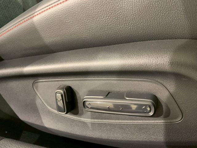 シビック RS MT BOSEサウンドシステム シートヒーター レブマッチシステム LEDヘッド 衝突被害軽減ブレーキ Bカメラ 禁煙車 ワンオーナー パワ-シ-ト フルセグTV スマートキー クルーズコントロール(34枚目)