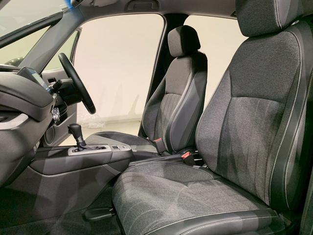フィット e:HEVホーム フルセグTV メモリナビ 前後誤発進抑制機能 クリソナ 助手席エアバッグ 運転席エアバッグ 1オナ 禁煙 LEDライト USB接続 バックカメラ ABS サイドエアバッグ オートクルーズコントロール(19枚目)