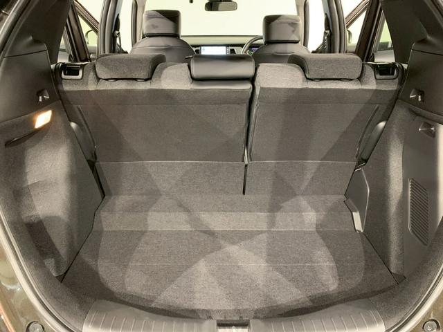 フィット e:HEVホーム フルセグTV メモリナビ 前後誤発進抑制機能 クリソナ 助手席エアバッグ 運転席エアバッグ 1オナ 禁煙 LEDライト USB接続 バックカメラ ABS サイドエアバッグ オートクルーズコントロール(23枚目)