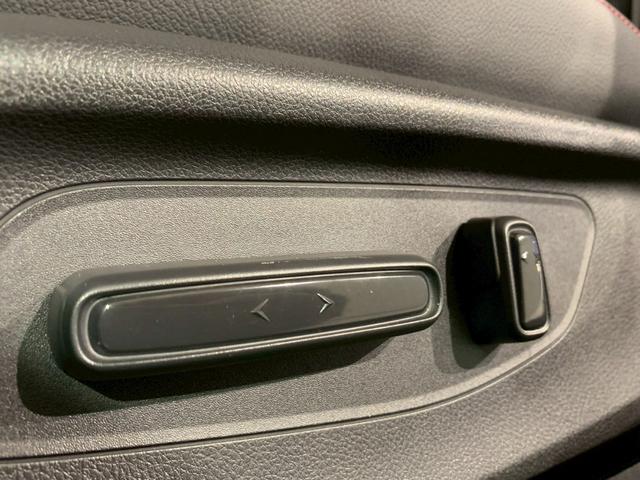 シビック ＥＸ　ＭＴ　シートヒーター　ＡＷ　ドラレコ　Ｒカメ　パーキングセンサー　衝突被害軽減ブレーキ　スマートキーシステム　１オーナー車　禁煙　ＬＥＤライト　地デジフルセグ　ナビＴＶ　シートＨ　オートエアコン（21枚目）