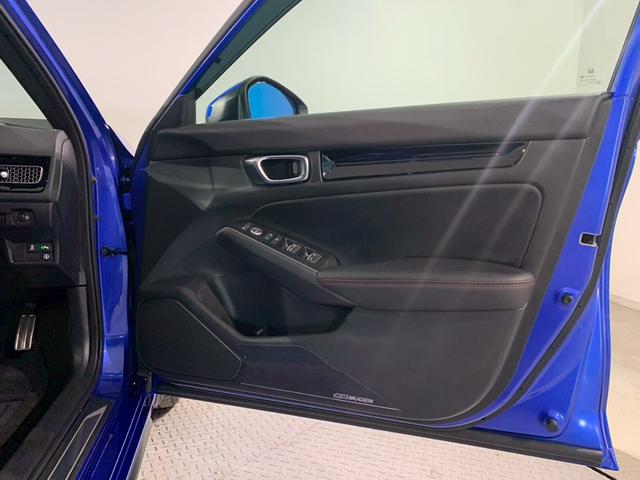 シビック ＥＸ　ＭＴ　シートヒーター　ＡＷ　ドラレコ　Ｒカメ　パーキングセンサー　衝突被害軽減ブレーキ　スマートキーシステム　１オーナー車　禁煙　ＬＥＤライト　地デジフルセグ　ナビＴＶ　シートＨ　オートエアコン（27枚目）