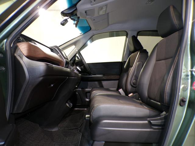 フリード+ハイブリッド ハイブリッド・クロスターホンダセンシング Bluetooth接続両側電動スライドドアドラレコETCインターナビフルセグTV純正アルミホイールスマートキー 禁煙 バックカメラ シートヒーター 地デジフルセグ 両側電動ドア サイドエアバッグ(37枚目)