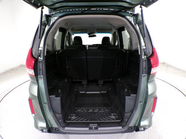 フリード+ハイブリッド ハイブリッド・クロスターホンダセンシング Bluetooth接続両側電動スライドドアドラレコETCインターナビフルセグTV純正アルミホイールスマートキー 禁煙 バックカメラ シートヒーター 地デジフルセグ 両側電動ドア サイドエアバッグ(42枚目)