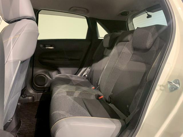 フィット ｅ：ＨＥＶＲＳ　当社デモカー　ドラレコ　フルセグＴＶ　ＡＷ　エアバッグ　ナビ＆ＴＶ　パワーウィンドウ　助手席エアバッグ　Ｄレコ　フルセグテレビ　ＬＥＤヘッドランプ　フルオートエアコン　ＥＴＣ装備　禁煙　スマートキ（22枚目）