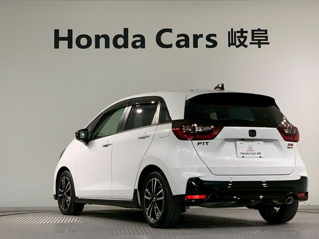 フィット ｅ：ＨＥＶＲＳ　当社デモカー　ドラレコ　フルセグＴＶ　ＡＷ　エアバッグ　ナビ＆ＴＶ　パワーウィンドウ　助手席エアバッグ　Ｄレコ　フルセグテレビ　ＬＥＤヘッドランプ　フルオートエアコン　ＥＴＣ装備　禁煙　スマートキ（38枚目）