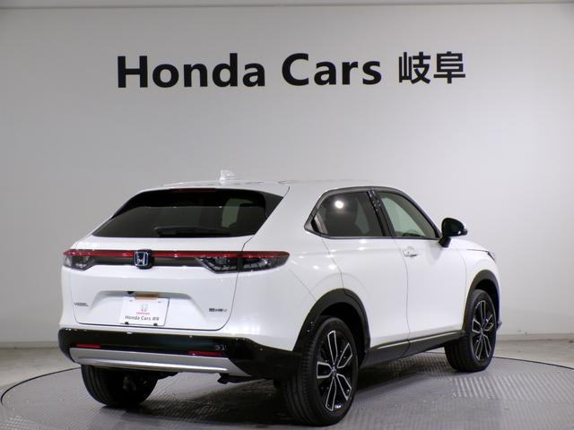 ヴェゼル ｅ：ＨＥＶＺ　Ｂｌｕｅｔｏｏｔｈ接続電動リアゲートシートヒーターワイヤレス充電器ドラレコＥＴＣ純正アルミホイールスマートキー　衝突回避支援ブレーキ機能　１オナ　スマキ　Ｐトランク　フルオートエアコン　Ｄレコ　Ｒカメ（2枚目）