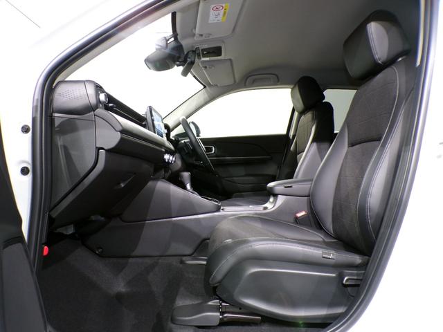 ヴェゼル ｅ：ＨＥＶＺ　Ｂｌｕｅｔｏｏｔｈ接続電動リアゲートシートヒーターワイヤレス充電器ドラレコＥＴＣ純正アルミホイールスマートキー　衝突回避支援ブレーキ機能　１オナ　スマキ　Ｐトランク　フルオートエアコン　Ｄレコ　Ｒカメ（37枚目）