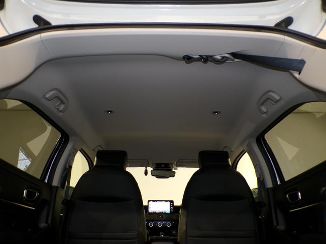 ヴェゼル ｅ：ＨＥＶＺ　Ｂｌｕｅｔｏｏｔｈ接続電動リアゲートシートヒーターワイヤレス充電器ドラレコＥＴＣ純正アルミホイールスマートキー　衝突回避支援ブレーキ機能　１オナ　スマキ　Ｐトランク　フルオートエアコン　Ｄレコ　Ｒカメ（45枚目）