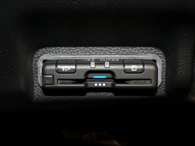 ヴェゼル ｅ：ＨＥＶＺ　Ｂｌｕｅｔｏｏｔｈ接続電動リアゲートシートヒーターＥＴＣインターナビフルセグＴＶ純正アルミホイールスマートキー　衝突回避支援ブレーキ機能　１オナ　スマキ　Ｐトランク　フルオートエアコン　エアバッグ（7枚目）