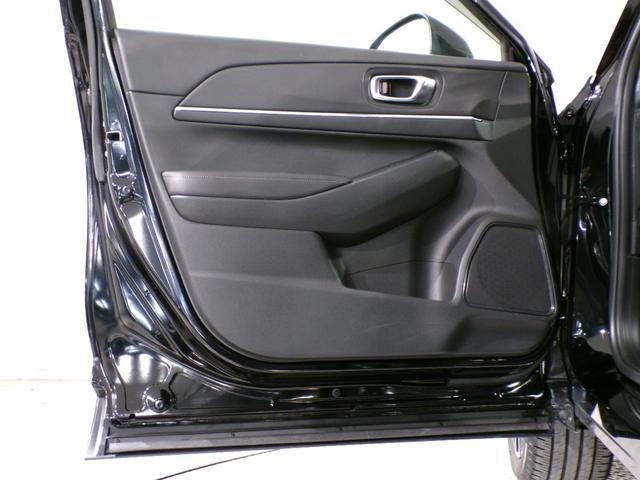 ヴェゼル ｅ：ＨＥＶＺ　Ｂｌｕｅｔｏｏｔｈ接続電動リアゲートシートヒーターＥＴＣインターナビフルセグＴＶ純正アルミホイールスマートキー　衝突回避支援ブレーキ機能　１オナ　スマキ　Ｐトランク　フルオートエアコン　エアバッグ（36枚目）