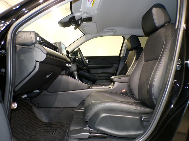 ヴェゼル ｅ：ＨＥＶＺ　Ｂｌｕｅｔｏｏｔｈ接続電動リアゲートシートヒーターＥＴＣインターナビフルセグＴＶ純正アルミホイールスマートキー　衝突回避支援ブレーキ機能　１オナ　スマキ　Ｐトランク　フルオートエアコン　エアバッグ（38枚目）