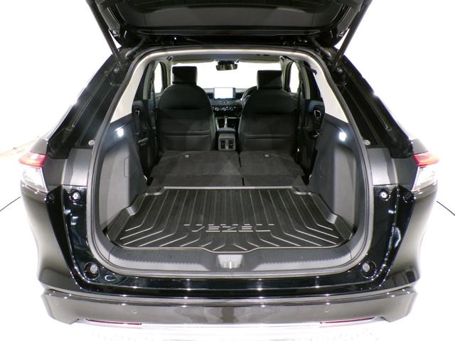 ヴェゼル ｅ：ＨＥＶＺ　Ｂｌｕｅｔｏｏｔｈ接続電動リアゲートシートヒーターＥＴＣインターナビフルセグＴＶ純正アルミホイールスマートキー　衝突回避支援ブレーキ機能　１オナ　スマキ　Ｐトランク　フルオートエアコン　エアバッグ（45枚目）