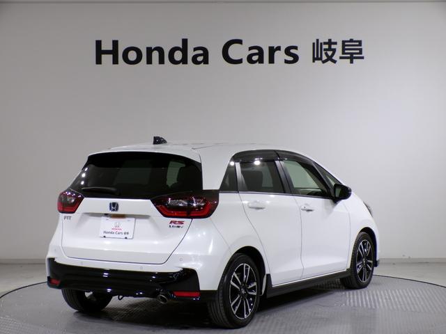 フィット ｅ：ＨＥＶＲＳ　Ｂｌｕｅｔｏｏｔｈ接続ドラレコＥＴＣインターナビフルセグＴＶ純正アルミホイールスマートキー　エアバッグ　ナビ＆ＴＶ　パワーウィンドウ　助手席エアバッグ　Ｄレコ　フルセグテレビ　ＬＥＤヘッドランプ　禁煙（2枚目）