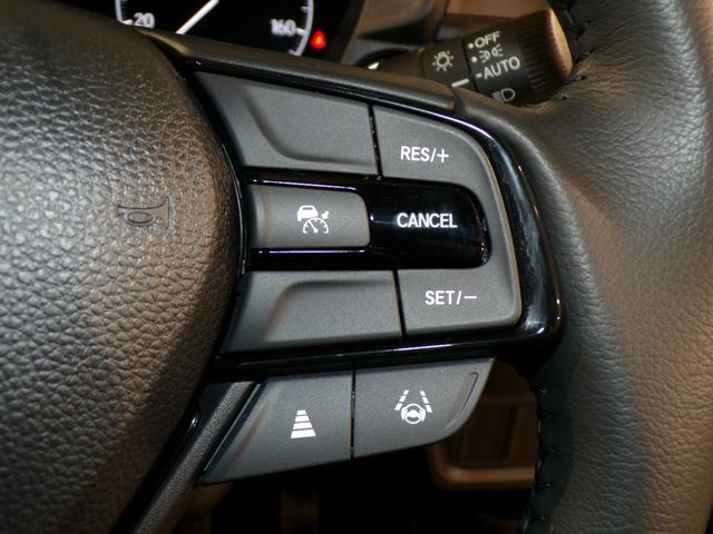 ＷＲ－Ｖ Ｚ＋ブラックスタイル　Ｂｌｕｅｔｏｏｔｈ接続ドラレコＥＴＣインターナビフルセグＴＶ純正アルミホイールスマートキー　オートクルーズコントロール　ＬＥＤヘッドランプ　盗難防止システム　衝突被害軽減システム　ＵＳＢ　リアカメラ（13枚目）