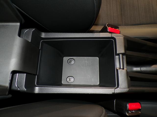 ＷＲ－Ｖ Ｚ＋ブラックスタイル　Ｂｌｕｅｔｏｏｔｈ接続ドラレコＥＴＣインターナビフルセグＴＶ純正アルミホイールスマートキー　オートクルーズコントロール　ＬＥＤヘッドランプ　盗難防止システム　衝突被害軽減システム　ＵＳＢ　リアカメラ（24枚目）