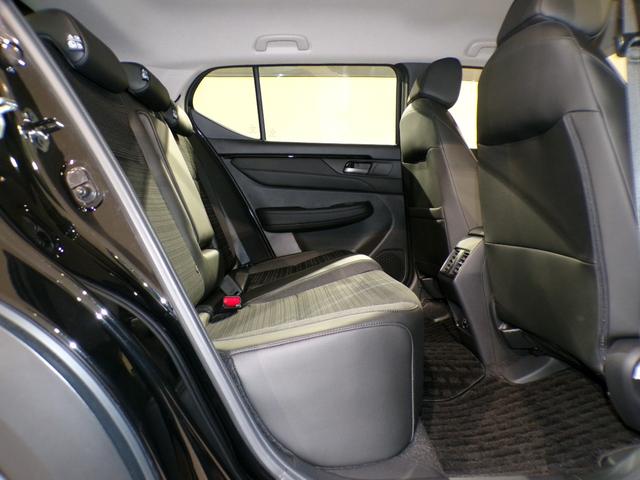 ＷＲ－Ｖ Ｚ＋ブラックスタイル　Ｂｌｕｅｔｏｏｔｈ接続ドラレコＥＴＣインターナビフルセグＴＶ純正アルミホイールスマートキー　オートクルーズコントロール　ＬＥＤヘッドランプ　盗難防止システム　衝突被害軽減システム　ＵＳＢ　リアカメラ（33枚目）