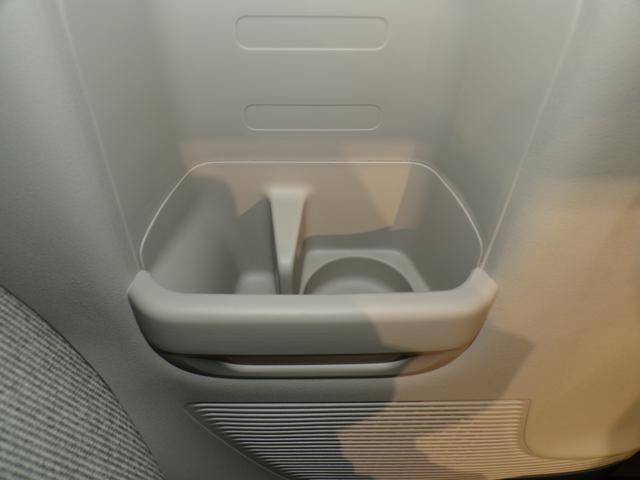 Ｎ－ＢＯＸ ベースグレード　Ｂｌｕｅｔｏｏｔｈ接続シートヒーター両側電動スライドドアドラレコＥＴＣインターナビフルセグＴＶスマートキー　衝突軽減システム　スマートキ－　禁煙　カーテンエアバック　イモビライザー　横滑り防止　地デジ（33枚目）