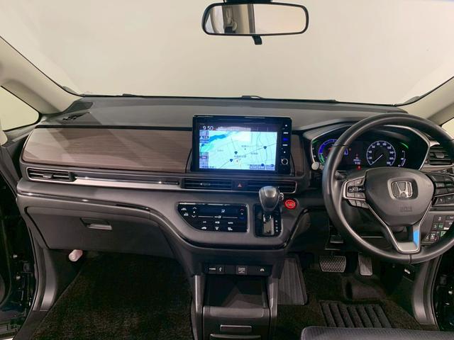 オデッセイハイブリッド ｅ：ＨＥＶアブソルート　フルセグＴＶ　ＡＷ　両側電動スライドドア　メモリナビ　サイドカーテンエアバック　衝突被害軽減ブレーキ　ＬＥＤヘッドランプ　記録簿　クリアランスソナー　両電動ドア　禁煙　ＤＶＤ　バックカメラ　３列シート（21枚目）