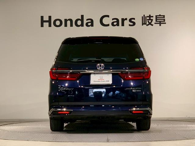 オデッセイハイブリッド ｅ：ＨＥＶアブソルート　フルセグＴＶ　ＡＷ　両側電動スライドドア　メモリナビ　サイドカーテンエアバック　衝突被害軽減ブレーキ　ＬＥＤヘッドランプ　記録簿　クリアランスソナー　両電動ドア　禁煙　ＤＶＤ　バックカメラ　３列シート（36枚目）