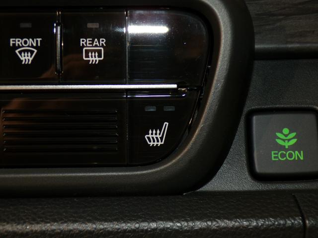 N-ONE プレミアムツアラー Bluetooth接続シートヒータードラレコETCインターナビフルセグTV純正アルミホイールスマートキー Pセンサー ターボエンジン 禁煙 カーテンエアバック 記録簿 LEDランプ USB接続 イモビ(6枚目)