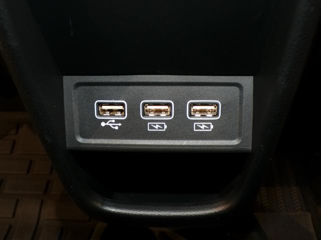 N-ONE プレミアムツアラー Bluetooth接続シートヒータードラレコETCインターナビフルセグTV純正アルミホイールスマートキー Pセンサー ターボエンジン 禁煙 カーテンエアバック 記録簿 LEDランプ USB接続 イモビ(15枚目)