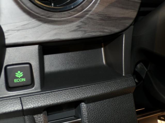 N-ONE プレミアムツアラー Bluetooth接続シートヒータードラレコETCインターナビフルセグTV純正アルミホイールスマートキー Pセンサー ターボエンジン 禁煙 カーテンエアバック 記録簿 LEDランプ USB接続 イモビ(25枚目)