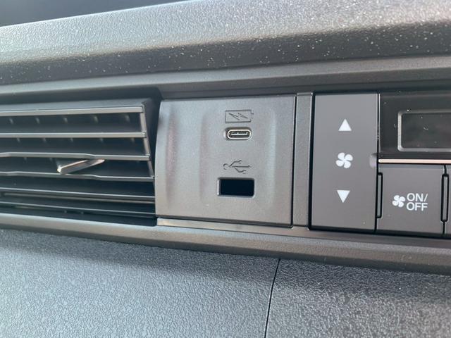 Ｎ－ＢＯＸカスタム ベースグレード　両側電動スライドドア　シートヒーター　Ｗ電動ドア　ＣＭＢＳ　禁煙　１オーナー　オートエアコン　スマートキ　ＬＥＤ　盗難防止装置　クルコン　バックカメラ　パワーステアリング　エアバッグ　ＥＳＣ　ＡＢＳ（8枚目）