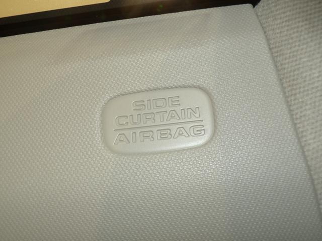 ヴェゼル ｅ：ＨＥＶＺ　Ｂｌｕｅｔｏｏｔｈ接続電動リアゲートシートヒーターワイヤレス充電器ドラレコＥＴＣインターナビフルセグＴＶ純正アルミホイールスマートキー　衝突回避支援ブレーキ機能　１オナ　スマキ　Ｐトランク　Ｄレコ（26枚目）